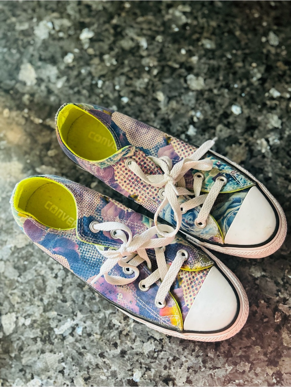 ✨ LIKE NEW! Converse Digital Floral Chucks 🌸 Neon Accents | US 6